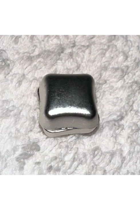 Magnetic Pins
